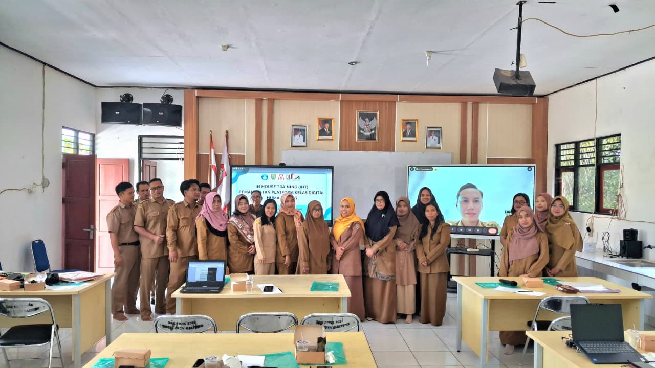 Berita SMAN 1 Kotawaringin Lama Selenggarakan IHT Pemanfaatan Platform Kelas Digital Huma Betang